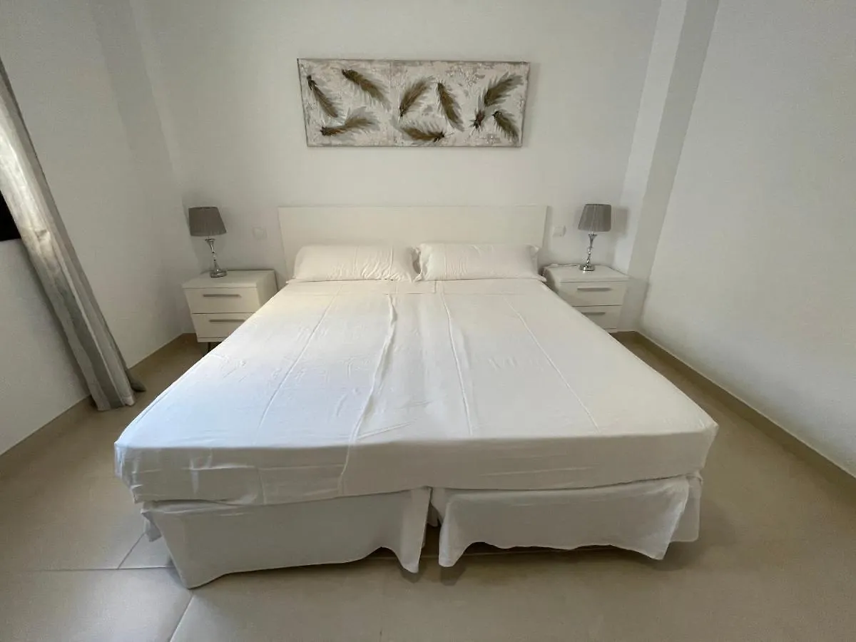 *** فندق Royal Suites Estepona By Croma إسبانيا